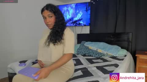 Snapshot of madisonbrunette_lxs chatting on 05-29-26, 02:53 madison online show from 05-29-26, 02:53