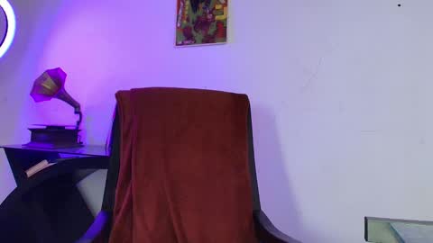 Ig madis0nbyers online show from 10-25-25, 08:14