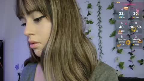 Snapshot of madisonbyers chatting on 05-26-26, 12:34 Ig madis0nbyers online show from 05-26-26, 12:34