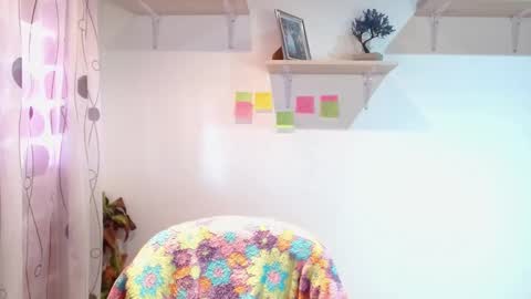 Madison Cambel online show from 12-11-24, 05:26