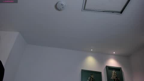 Maddi Collins online show from 11-30-25, 11:25