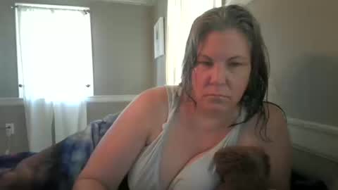 Snapshot of madisonfelicia chatting on 10-10-25, 07:02 Madison online show from 10-10-25, 07:02