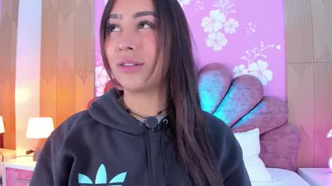 Snapshot of madisonfox01 chatting on 02-10-26, 11:58 Madison online show from 02-10-26, 11:58