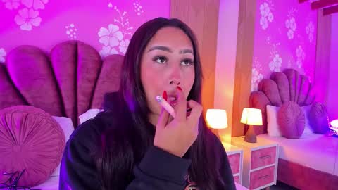 Snapshot of madisonfox01 chatting on 02-20-26, 11:32 Madison online show from 02-20-26, 11:32