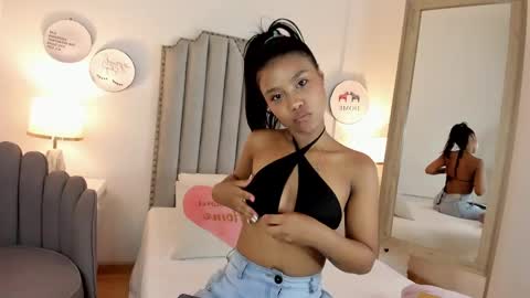 Snapshot of madisongomez16 chatting on 02-03-25, 03:31 madisongomez16 online show from 02-03-25, 03:31