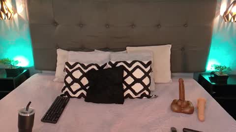 Madison Smith online show from 01-24-25, 10:19