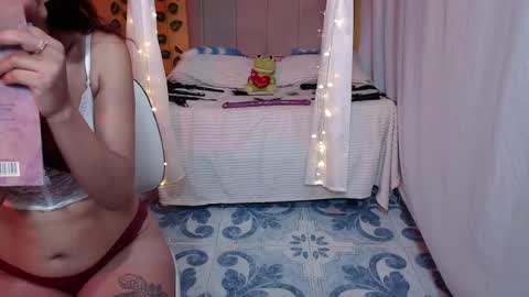 Snapshot of madisson768 chatting on 06-04-26, 01:06 madisson768 online show from 06-04-26, 01:06