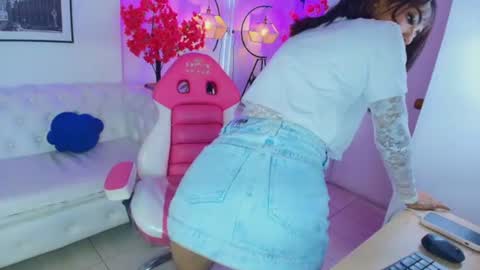madisson_thompsonn online show from 06-22-26, 07:55