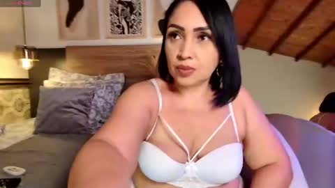 MADISSOONE  online show from 07-30-26, 05:12