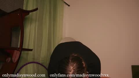Madisyn Wood online show from 03-01-25, 02:26