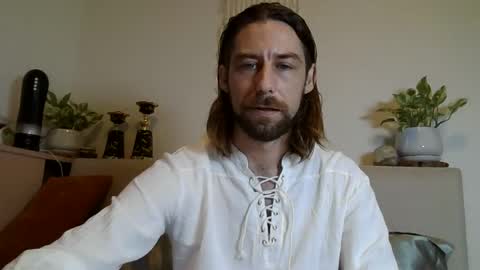 Snapshot of madmat6942 chatting on 10-31-25, 03:02 Mat online show from 10-31-25, 03:02