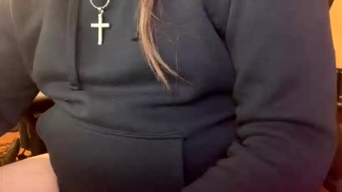 Camboy online show from 04-27-26, 10:52