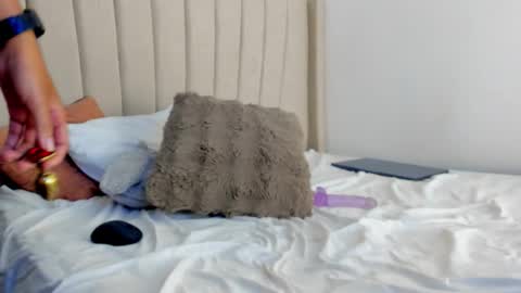 Mady online show from 02-25-26, 12:20