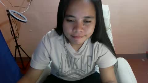 mae_lovers234xx online show from 02-14-25, 06:51