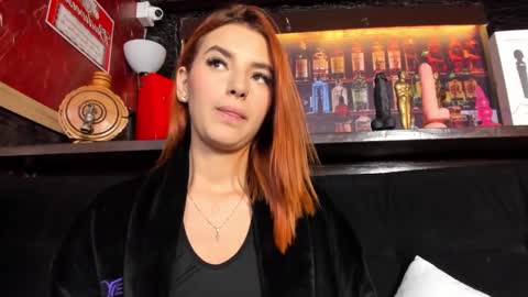 MAEE ANGELS online show from 02-25-25, 04:35