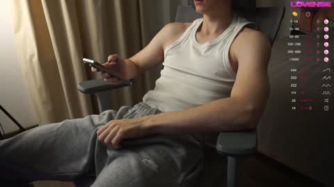 Mike XMaestro 3369 online show from 12-18-24, 04:39