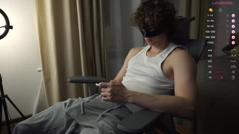 Mike XMaestro 3369 online show from 11-13-25, 01:54