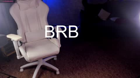 Maevee online show from 02-11-25, 10:37