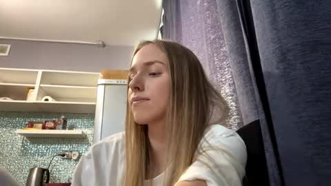 Snapshot of mafaldatefera chatting on 02-20-26, 06:26 Sara online show from 02-20-26, 06:26