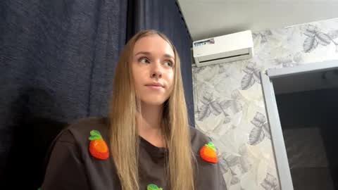 Snapshot of mafaldatefera chatting on 03-04-26, 09:26 Sara online show from 03-04-26, 09:26