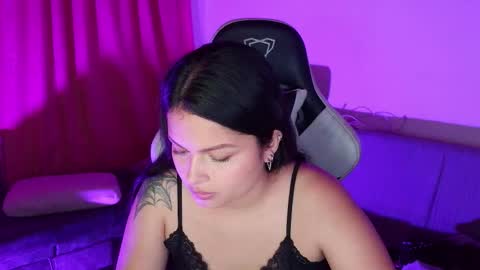 mafecito24 online show from 10-27-25, 02:37