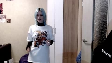 Sophia online show from 11-13-25, 03:55