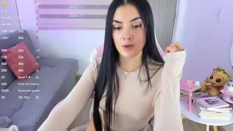 Eva online show from 10-27-25, 03:49