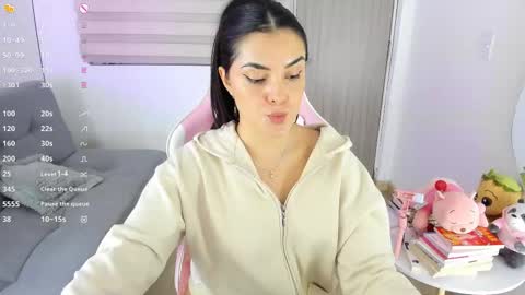 Eva online show from 11-12-25, 04:40