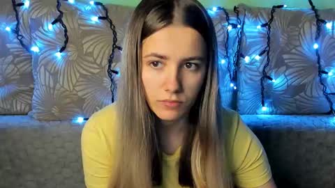 Maggie online show from 11-01-25, 04:36