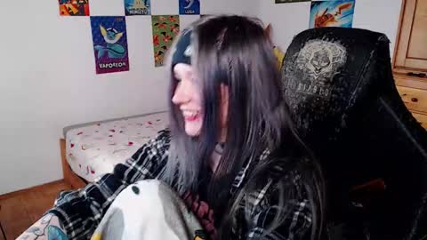 Snapshot of maggieswaggy chatting on 12-01-25, 06:13 Magdalene Swaggy online show from 12-01-25, 06:13