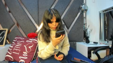 Snapshot of maggyx_69 chatting on 05-15-26, 02:35 Kimy online show from 05-15-26, 02:35