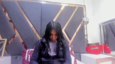 Snapshot of maggyx_69 chatting on 07-04-26, 02:12 Kimy online show from 07-04-26, 02:12