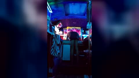 Snapshot of magic_bus_adventures chatting on 07-28-26, 05:03 Gaia Love online show from 07-28-26, 05:03