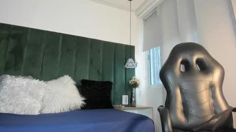 Snapshot of magic_clayton chatting on 10-07-25, 12:08 Magic online show from 10-07-25, 12:08