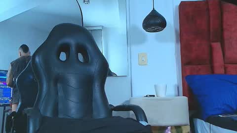 Snapshot of magic_clayton chatting on 10-15-25, 08:53 Magic online show from 10-15-25, 08:53