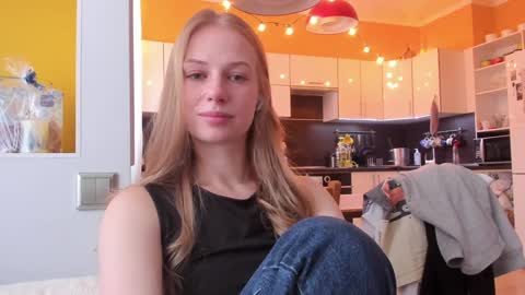 Alice  online show from 01-12-26, 09:14