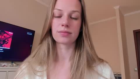 Snapshot of magic_couple13 chatting on 05-01-26, 09:25 Alice online show from 05-01-26, 09:25