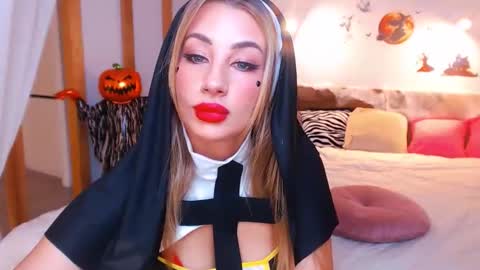 Hypnotizing online show from 11-01-25, 02:35