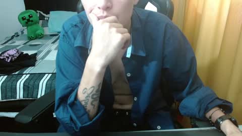 Jade online show from 04-20-26, 05:05