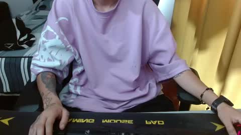 Snapshot of magic_jadee chatting on 05-29-26, 04:27 Jade online show from 05-29-26, 04:27