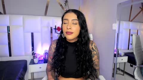 Snapshot of magic_marg chatting on 12-05-24, 09:06 Marge online show from 12-05-24, 09:06