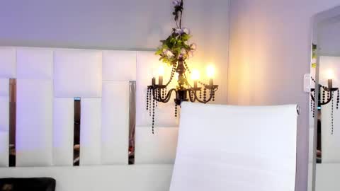 Snapshot of magic_marg chatting on 02-27-25, 12:54 Marge online show from 02-27-25, 12:54