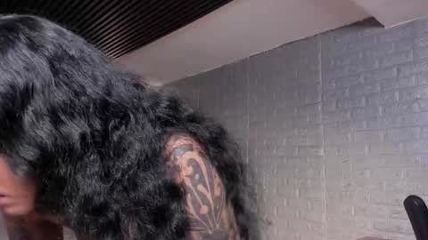 Snapshot of magic_marg chatting on 10-07-25, 10:29 Marge online show from 10-07-25, 10:29