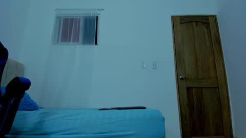 Magic Mike online show from 09-11-25, 09:42