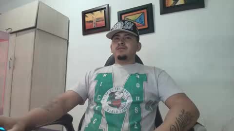 magic_milk23 online show from 11-20-25, 10:59