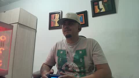 magic_milk23 online show from 11-27-25, 11:51