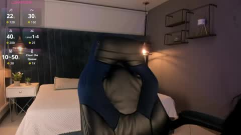 Snapshot of magic_zantana chatting on 05-13-26, 08:16 Zantana online show from 05-13-26, 08:16
