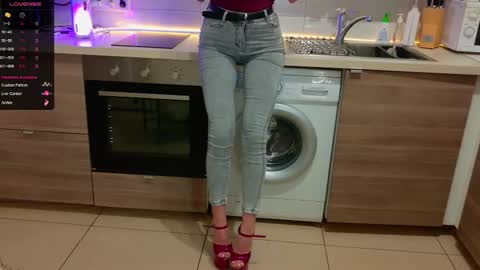 MagicLove online show from 11-22-25, 01:43