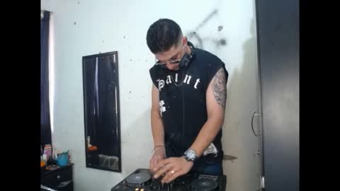 BRAYAN online show from 11-24-25, 07:57