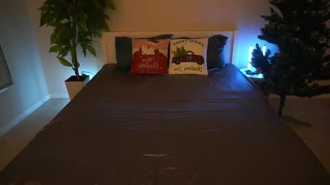 Emily online show from 12-19-25, 06:53